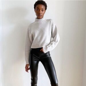 WILFRED FREE Harper Sweater Light Grey 100Merino Wool Contemporary Large Aritzia